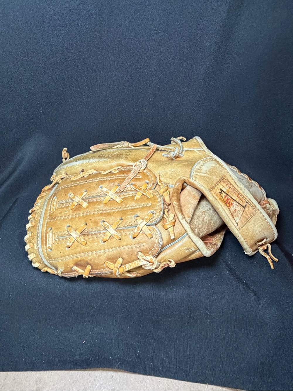 Vtg World Series Baseball RH Glove Japan Prototype Test# 9655 T15